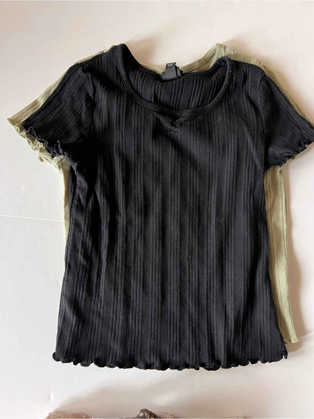 Tween girls shirt/skirt/shorts bundle - Picture 2 of 15